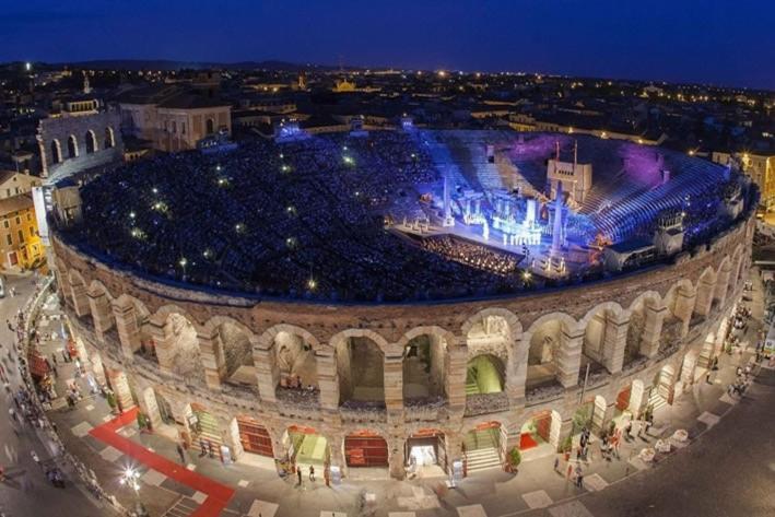 Hotel Living Arena Werona Zewnętrze zdjęcie